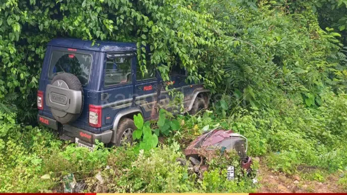 Accident |ಯು.ಟಿ ಖಾದರ್ ಬೆಂಗಾವಲು ವಾಹನಕ್ಕೆ ಸ್ಕೂಟಿ ಡಿಕ್ಕಿ- ಸಚಾರ ಗಂಭೀರ