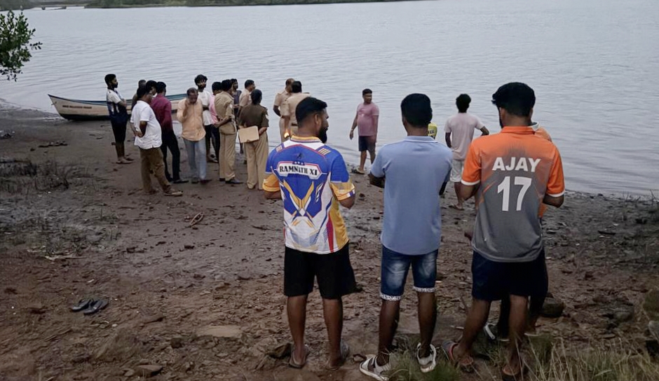 Karwar |ಕಾಳಿ ನದಿಯಲ್ಲಿ ದೋಣಿ ಮಗಚಿ ವೃದ್ಧ ನಾಪತ್ತೆ
