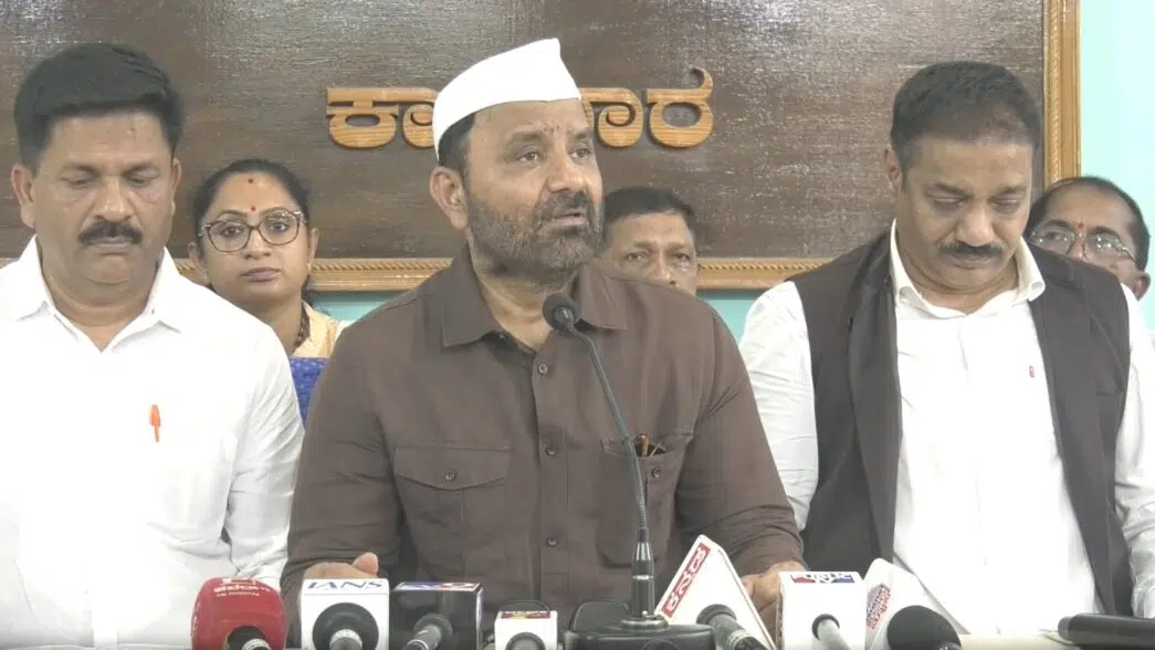 Karnataka Minister Santosh Lad addressing the media at a press conference in Karwar over the controversy surrounding the sting operation.